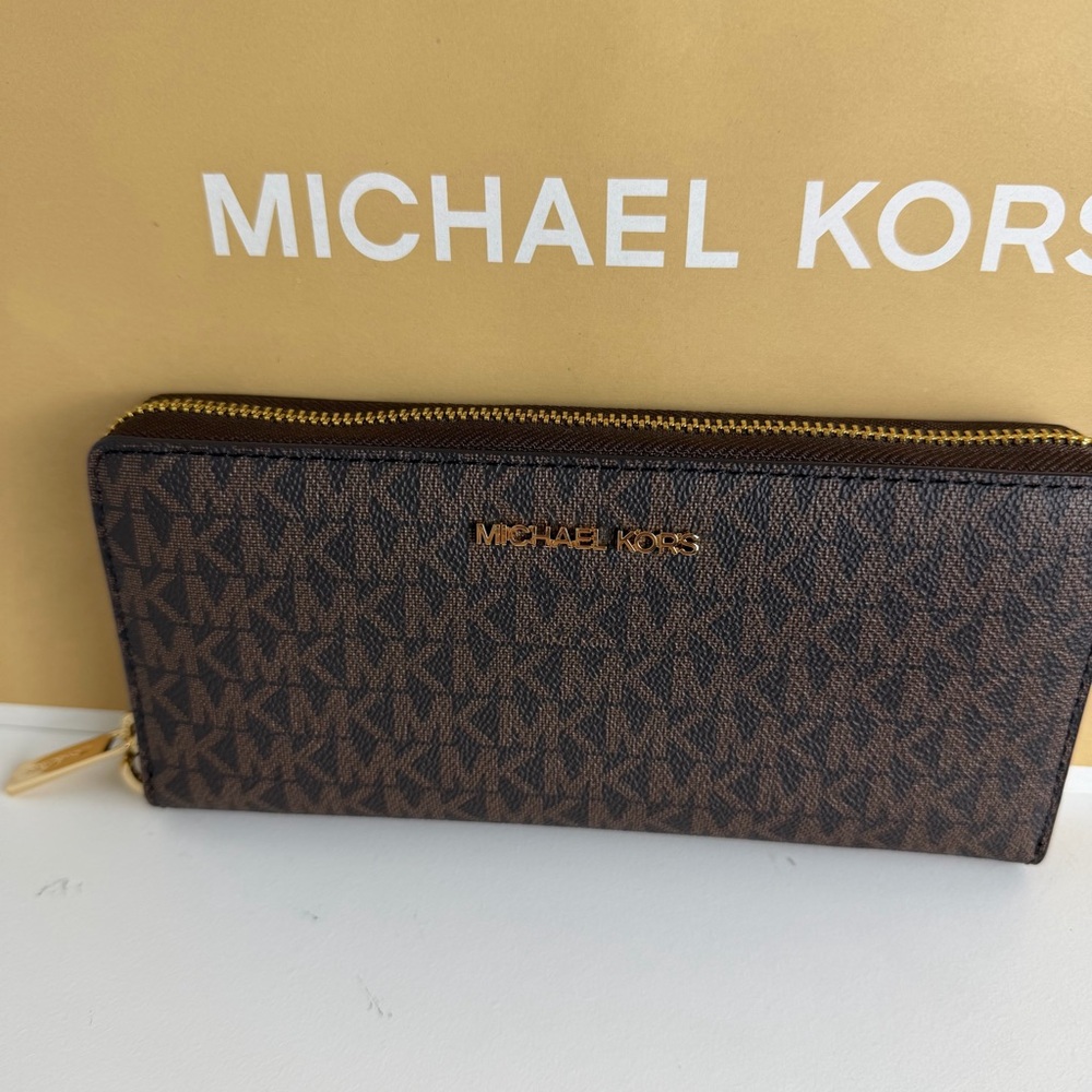 NWT Michael Kors continental Wallet - Picture 13 of 13